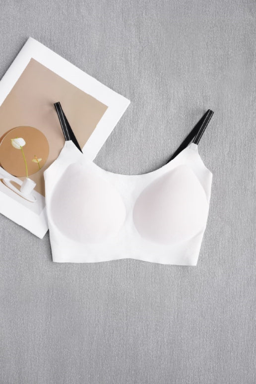 Seamless Wireless Bras with Contrast Straps